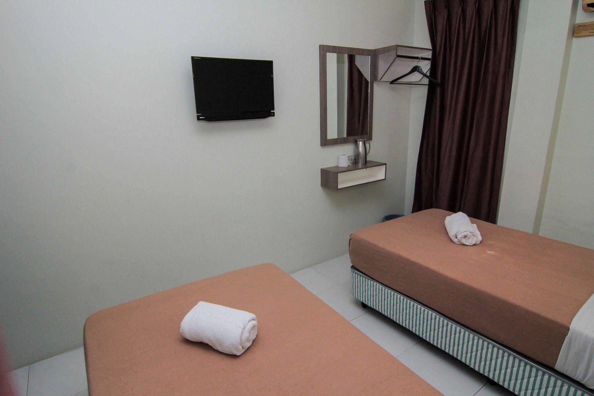 Azzahrah Rizq Hotel Malacca Kültér fotó